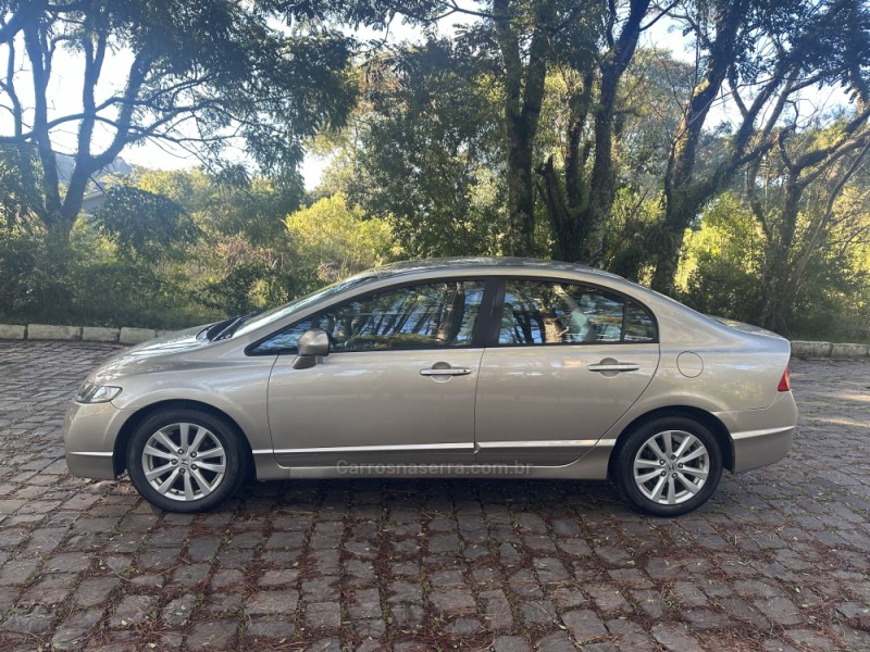 CIVIC 1.8 LXS 16V FLEX 4P MANUAL - 2008 - NOVA PRATA