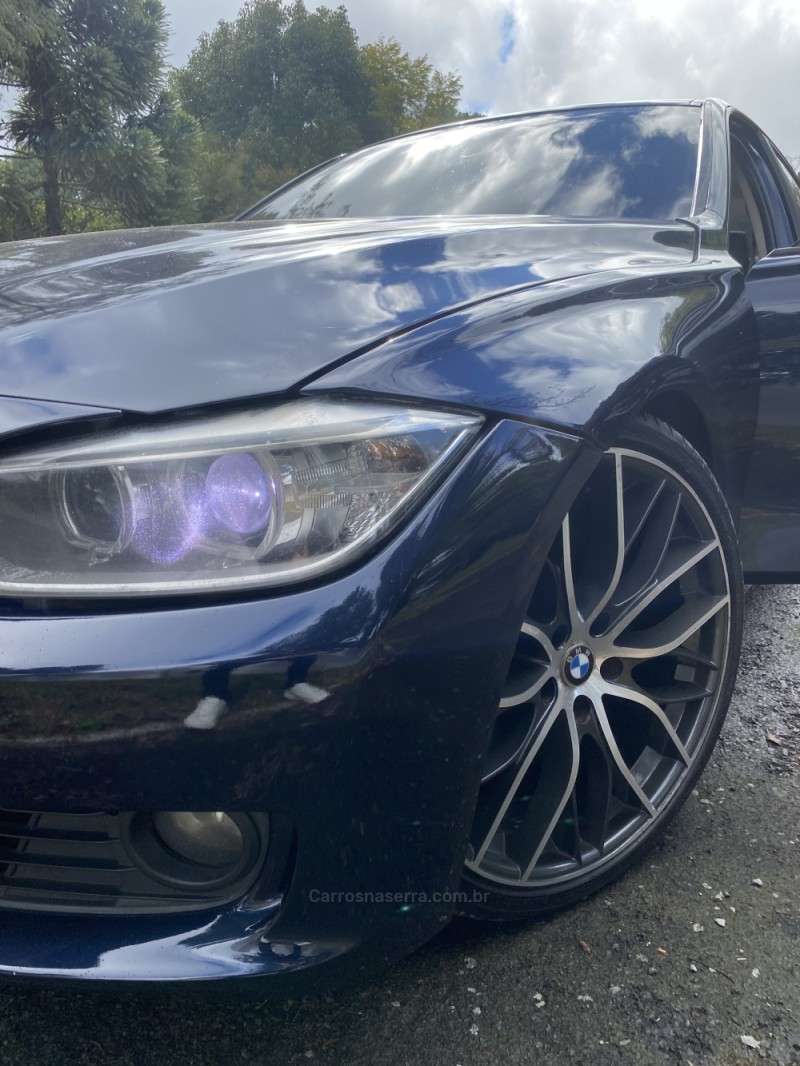 320I 2.0 GP 16V TURBO GASOLINA 4P AUTOMÁTICO - 2014 - FARROUPILHA