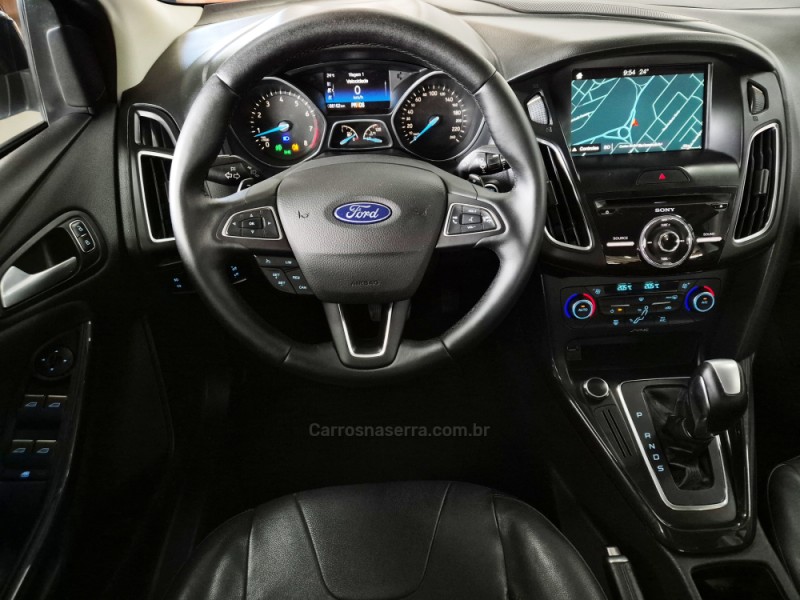 FOCUS 2.0 TITANIUM FASTBACK 16V FLEX 4P AUTOMÁTICO - 2018 - CAXIAS DO SUL