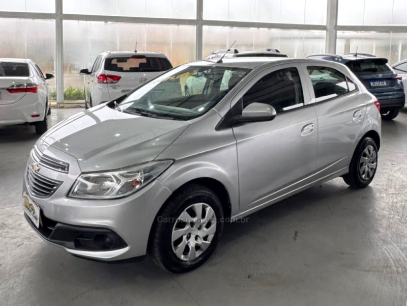 ONIX 1.0 MPFI LT 8V FLEX 4P MANUAL - 2013 - VACARIA