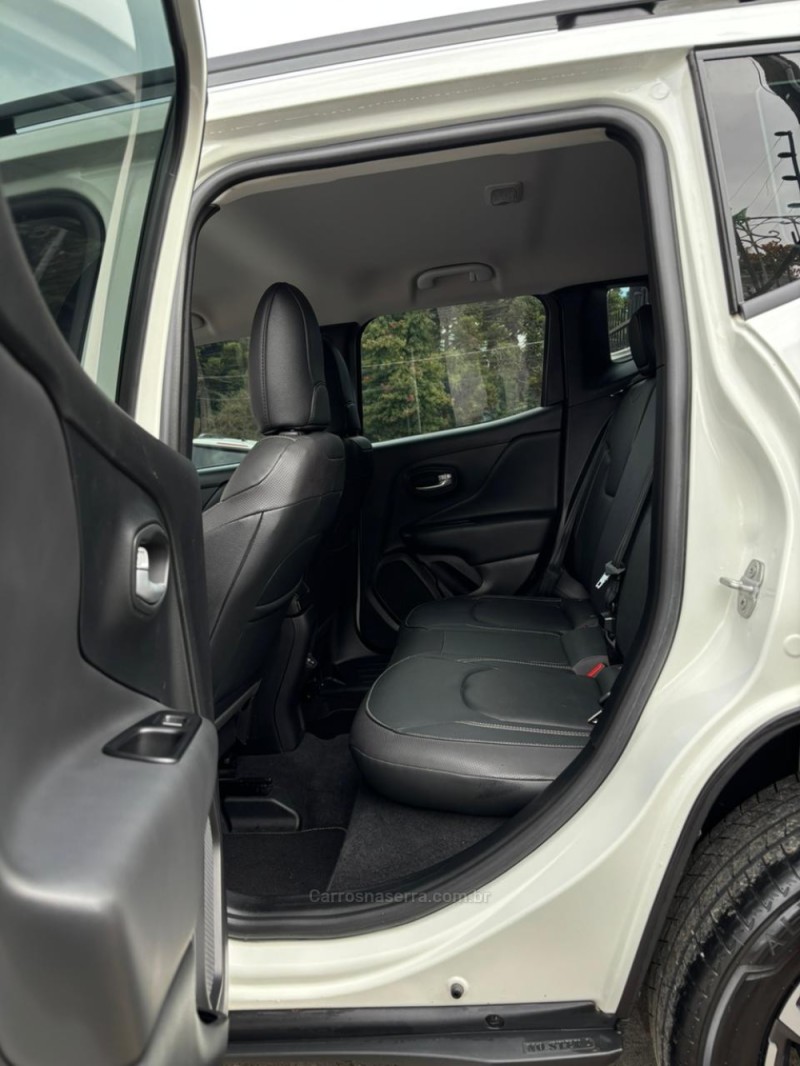 RENEGADE 1.3 16V LONGITUDE T270 TURBO 4X2 FLEX 4P AUTOMÁTICO - 2023 - SãO FRANCISCO DE PAULA
