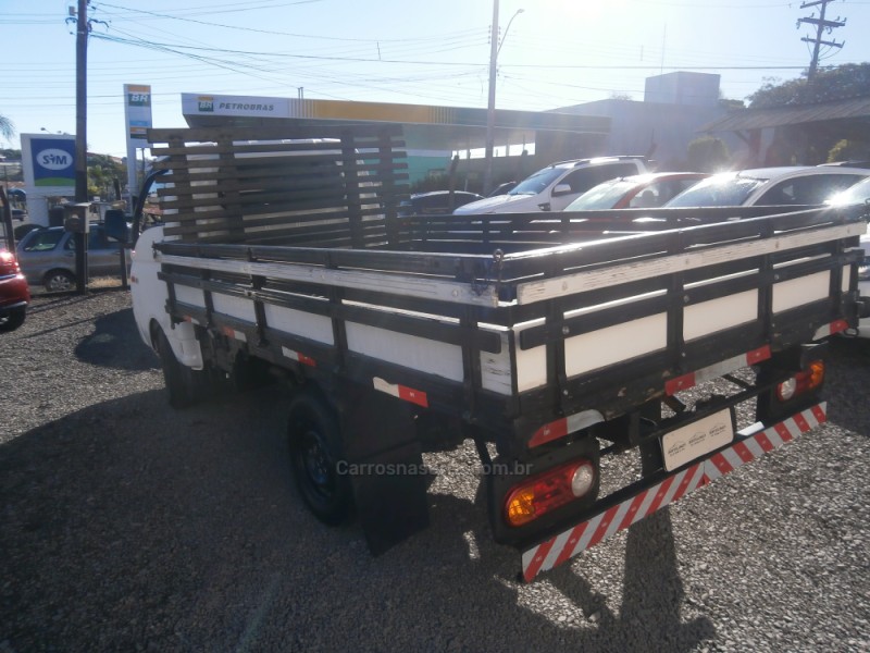HR 2.5 LONGO COM CAÇAMBA 4X2 16V 130CV TURBO INTERCOOLER DIESEL 2P MANUAL - 2014 - FARROUPILHA