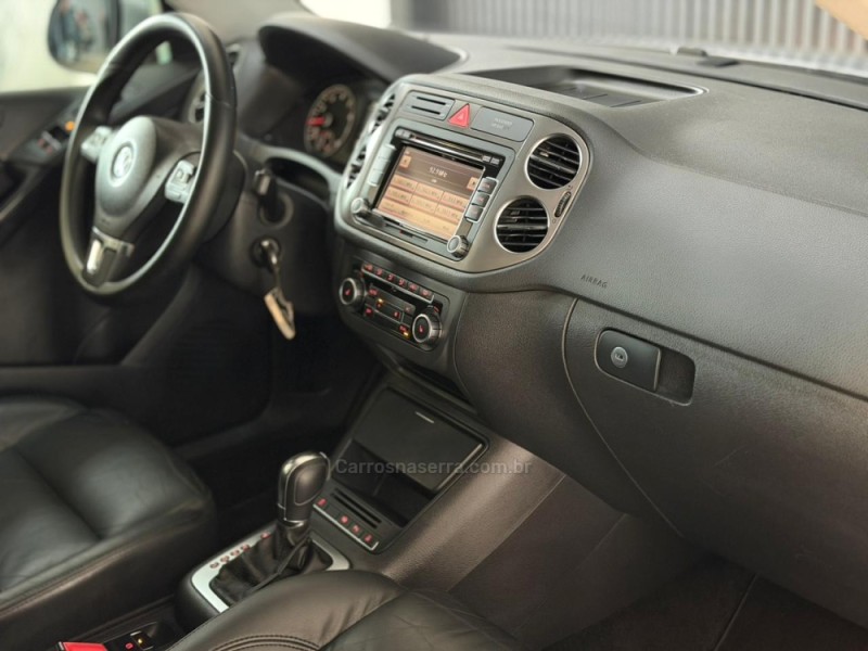 TIGUAN 2.0 TSI 16V TURBO GASOLINA 4P TIPTRONIC - 2011 - ESTâNCIA VELHA