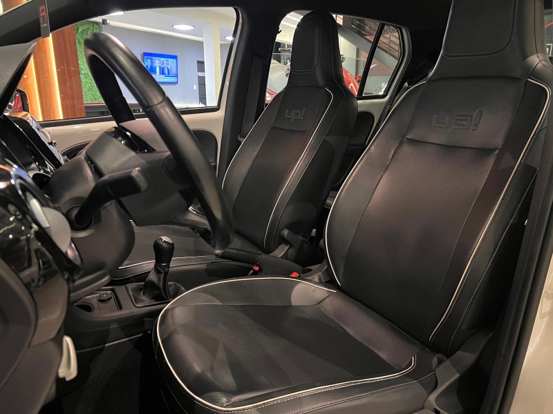UP 1.0 TSI SPEED UP 12V FLEX 4P MANUAL - 2016 - NOVO HAMBURGO