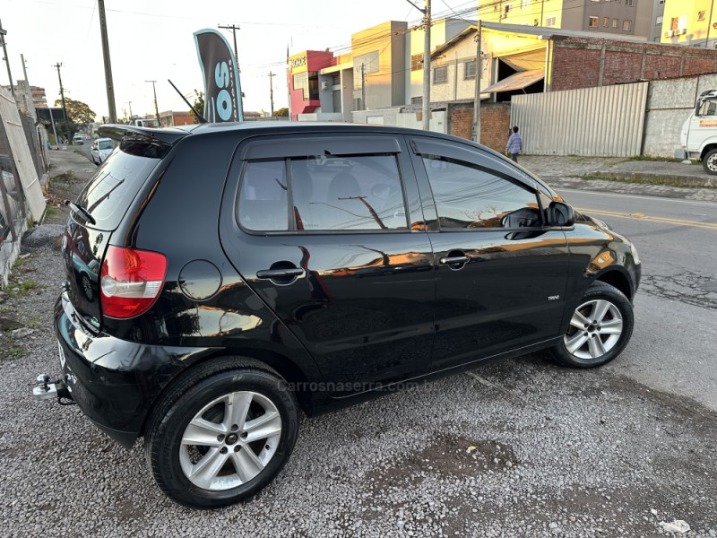 FOX 1.0 MI 8V FLEX 4P MANUAL - 2010 - CAXIAS DO SUL
