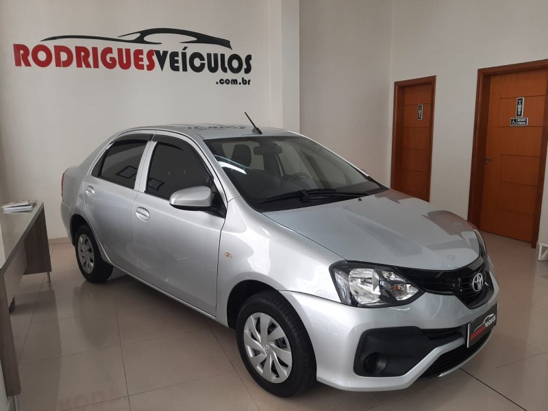 etios 1.5 x sedan 16v flex 4p manual 2021 caxias do sul