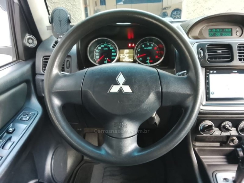 PAJERO TR4 2.0 4X4 16V FLEX 4P MANUAL - 2013 - NOVO HAMBURGO