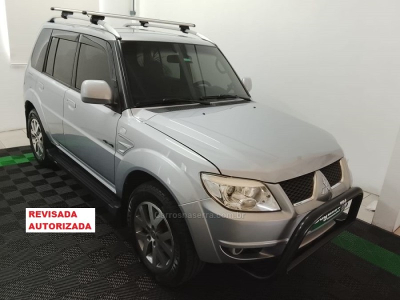 pajero tr4 2.0 4x4 16v flex 4p manual 2013 novo hamburgo