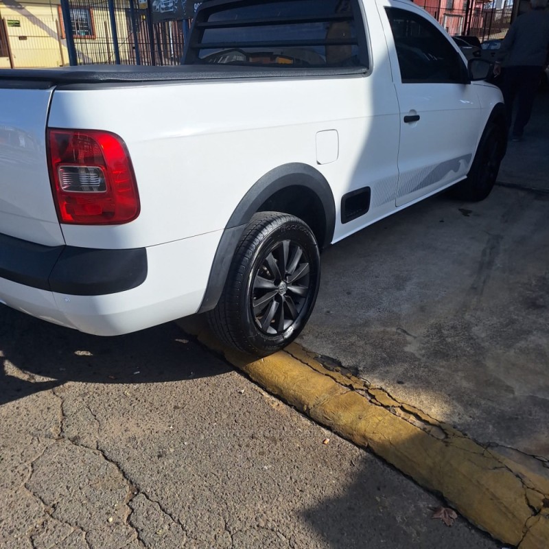 SAVEIRO 1.6 MI TRENDLINE CD 8V FLEX 2P MANUAL - 2015 - CAXIAS DO SUL