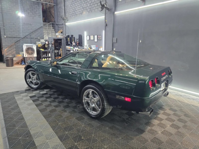 CORVETTE 5.7 TARGA V8 GASOLINA 2P MANUAL - 1995 - PORTO ALEGRE