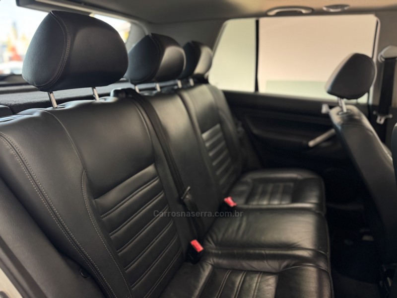 GOLF 1.6 MI SPORTLINE 8V FLEX 4P MANUAL - 2012 - CARLOS BARBOSA