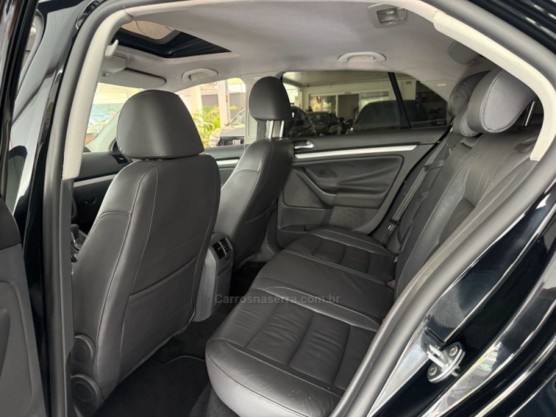 JETTA 2.5 I 20V 170CV GASOLINA 4P TIPTRONIC - 2009 - NOVO HAMBURGO