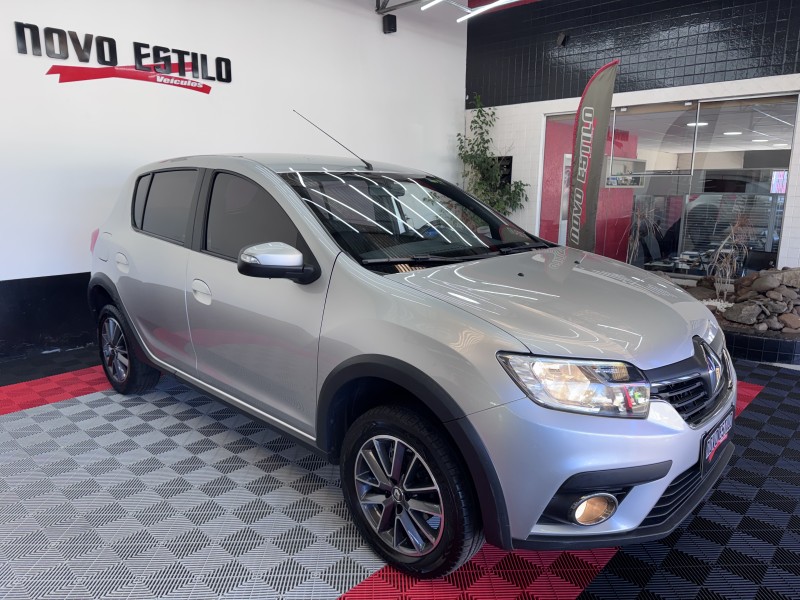 SANDERO 1.6 STEPWAY INTENSE X-TRONIC 16V FLEX 4P AUTOMÁTICO - 2020 - CAXIAS DO SUL