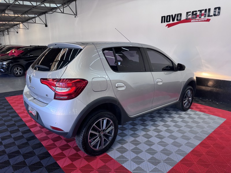 SANDERO 1.6 STEPWAY INTENSE X-TRONIC 16V FLEX 4P AUTOMÁTICO - 2020 - CAXIAS DO SUL