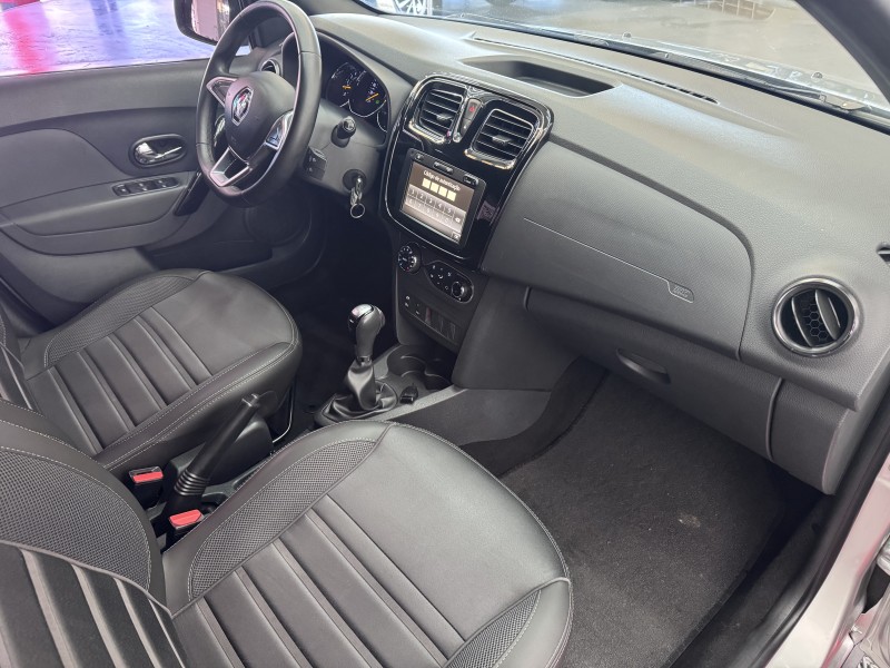 SANDERO 1.6 STEPWAY INTENSE X-TRONIC 16V FLEX 4P AUTOMÁTICO - 2020 - CAXIAS DO SUL