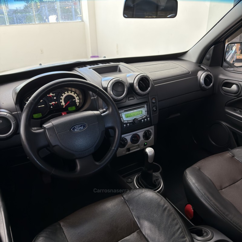 ECOSPORT 1.6 FREESTYLE 8V FLEX 4P MANUAL - 2011 - FARROUPILHA