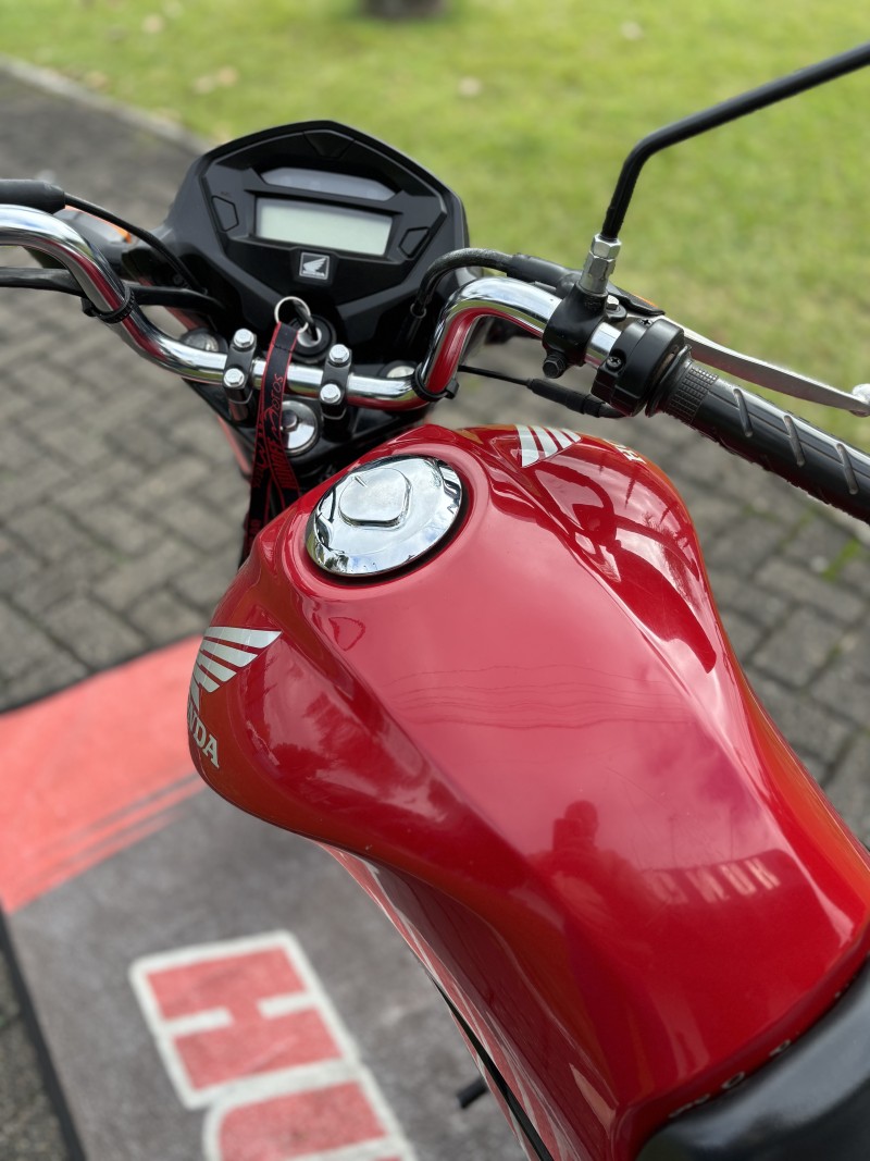 CG 125 FAN KS - 2015 - FELIZ