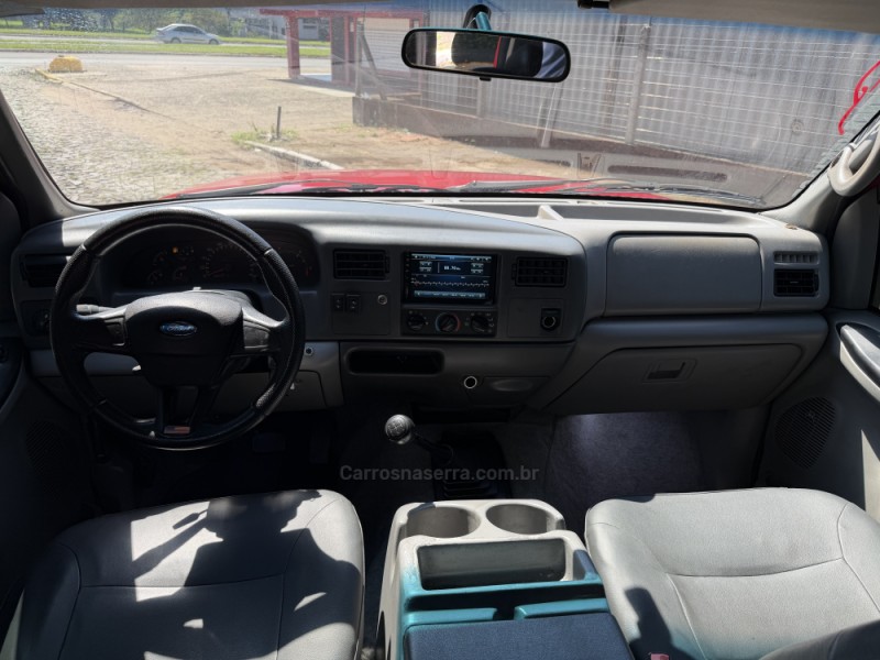 F-250 4.2 XLT 4X2 CD TURBO INTERCOOLER DIESEL 4P MANUAL - 2001 - SAPIRANGA