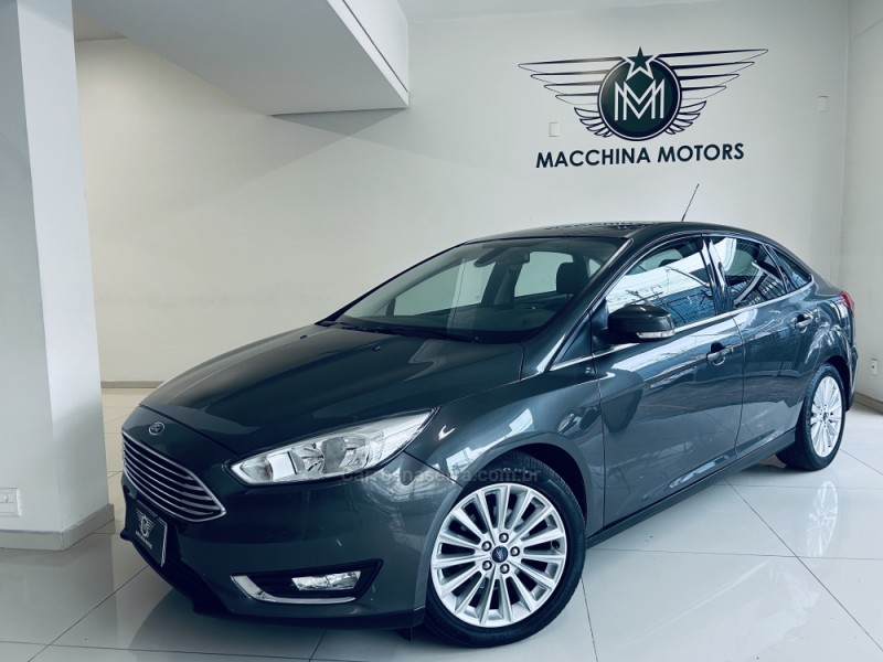 FOCUS 2.0 TITANIUM FASTBACK 16V FLEX 4P AUTOMÁTICO - 2016 - CAXIAS DO SUL