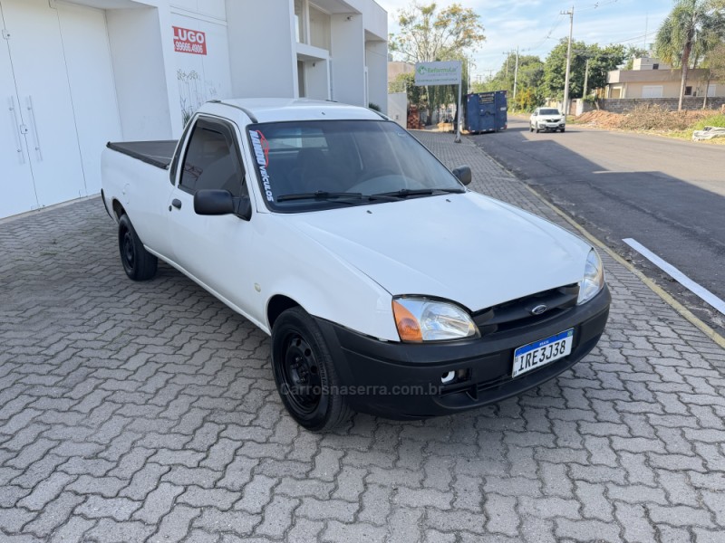 COURIER 1.6 L 8V FLEX MANUAL - 2011 - SAPIRANGA