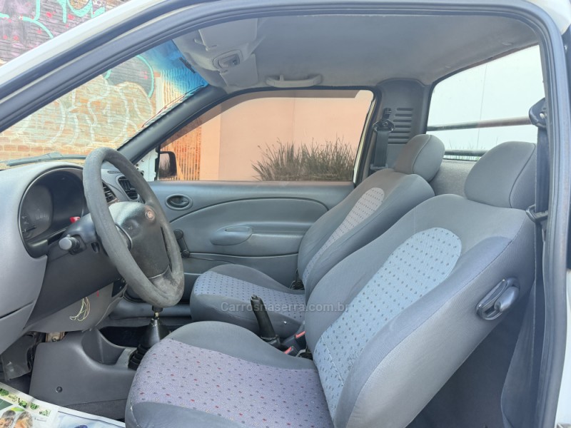 COURIER 1.6 L 8V FLEX MANUAL - 2011 - SAPIRANGA