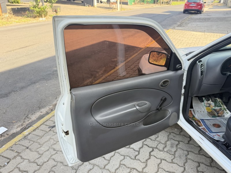 COURIER 1.6 L 8V FLEX MANUAL - 2011 - SAPIRANGA