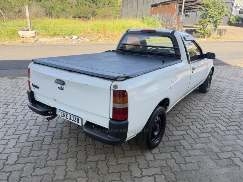 COURIER 1.6 L 8V FLEX MANUAL - 2011 - SAPIRANGA
