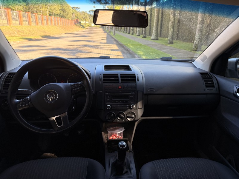 POLO 1.6 MI SÉRIE OURO 8V GASOLINA 4P MANUAL - 2014 - CAXIAS DO SUL