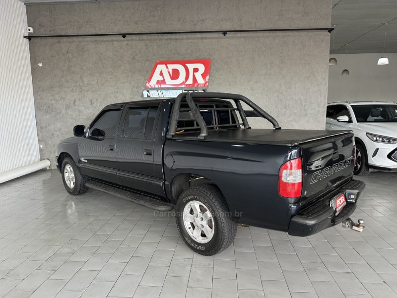 S10 2.8 EXECUTIVE 4X4 CD 12V TURBO INTERCOOLER DIESEL 4P MANUAL - 2004 - CAXIAS DO SUL