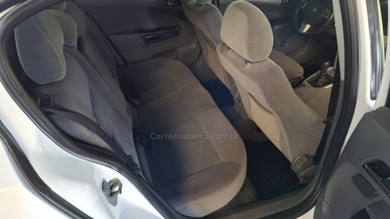 VECTRA 2.0 MPFI ELEGANCE 8V 140CV FLEX 4P MANUAL - 2011 - CAXIAS DO SUL