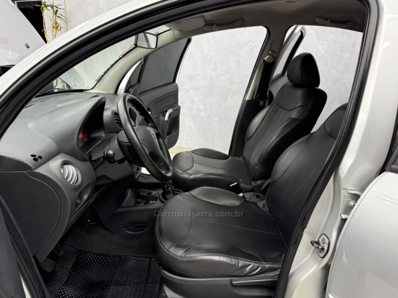 C3 1.4 I GLX 8V FLEX 4P MANUAL - 2011 - SAPIRANGA