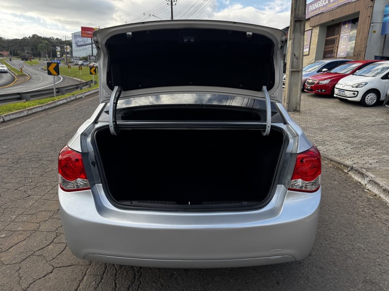 CRUZE 1.8 LT 16V FLEX 4P MANUAL - 2014 - DOIS IRMãOS