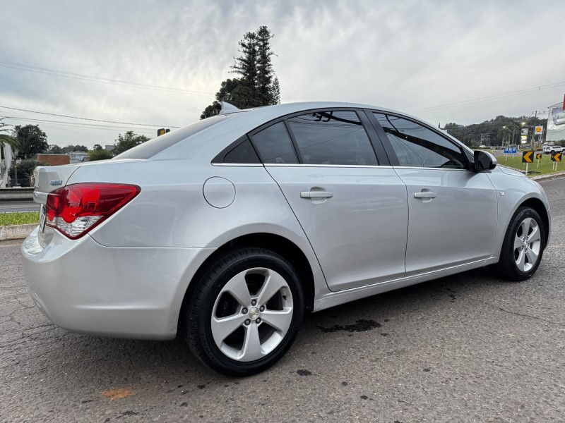 CRUZE 1.8 LT 16V FLEX 4P MANUAL - 2014 - DOIS IRMãOS
