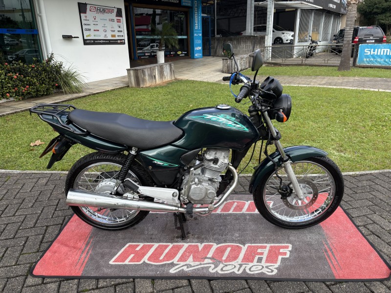 cg 125 titan es 2003 feliz
