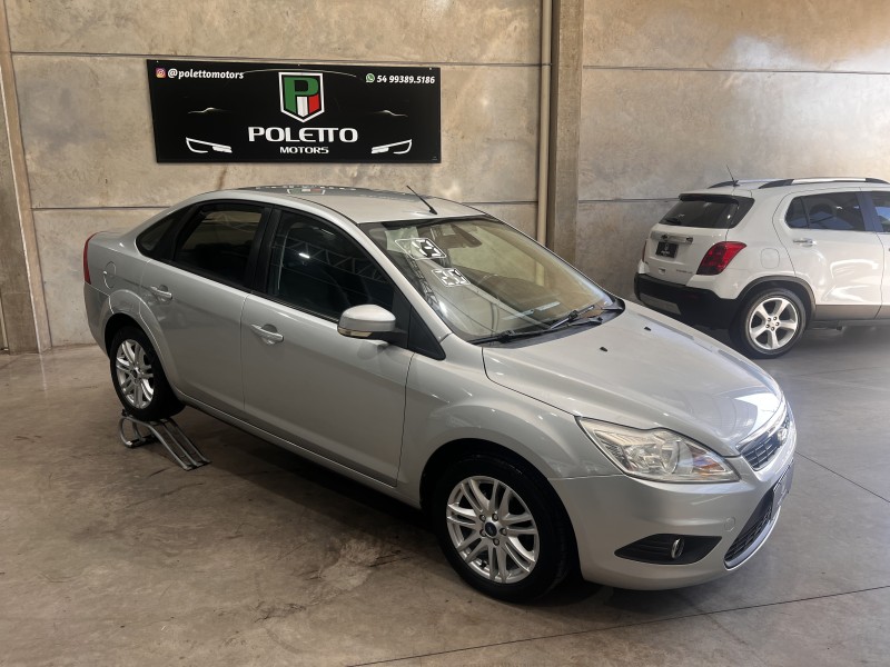 focus 2.0 fc 16v flex 4p automatico 2013 caxias do sul