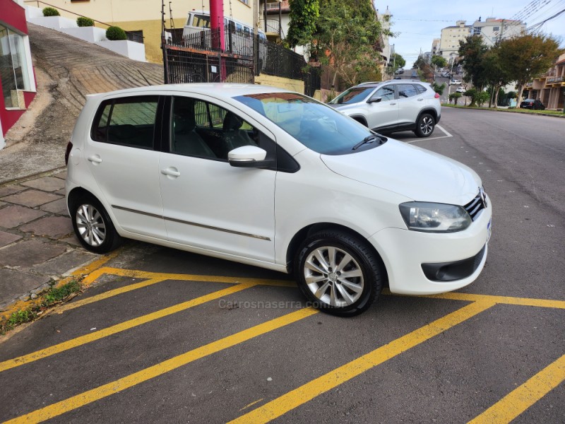 FOX 1.6 MI PRIME 8V FLEX 4P AUTOMATIZADO - 2011 - VERANóPOLIS