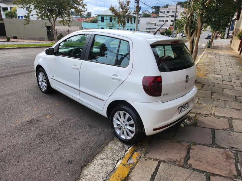 FOX 1.6 MI PRIME 8V FLEX 4P AUTOMATIZADO - 2011 - VERANóPOLIS