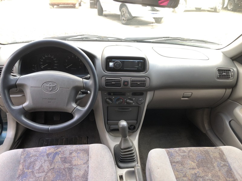 COROLLA 1.6 GLI 16V GASOLINA 4P MANUAL - 1998 - VALE REAL