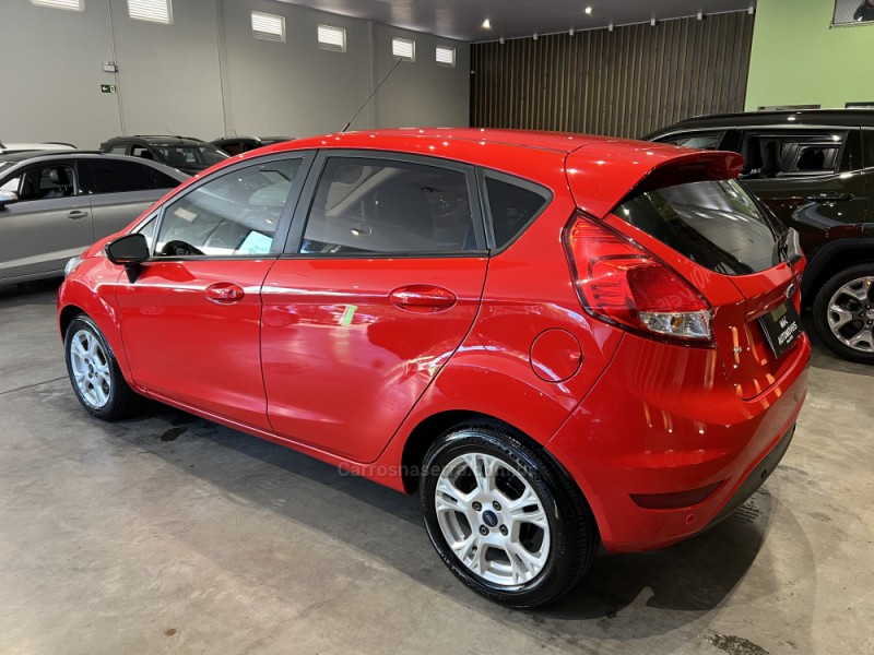 FIESTA 1.6 SE HATCH 16V FLEX 4P MANUAL - 2016 - CAXIAS DO SUL