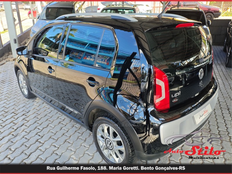 UP 1.0 CROSS T.FLEX 12V 4P MANUAL - 2015 - BENTO GONçALVES