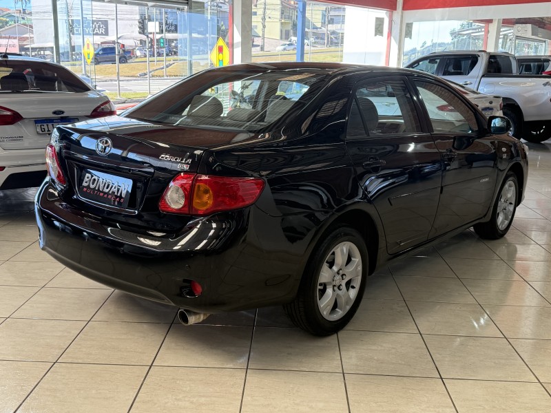COROLLA 1.8 GLI 16V FLEX 4P AUTOMÁTICO - 2010 - FARROUPILHA