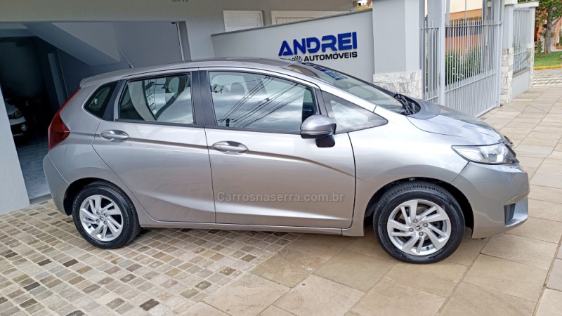 FIT 1.5 LX 16V FLEX 4P AUTOMÁTICO - 2016 - SERAFINA CORRêA