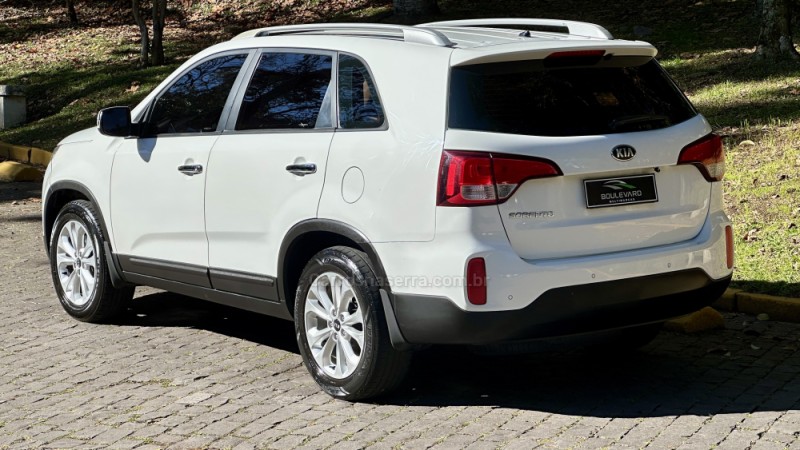 SORENTO 2.4 EX2 4X2 16V GASOLINA 4P AUTOMÁTICO - 2015 - CAXIAS DO SUL