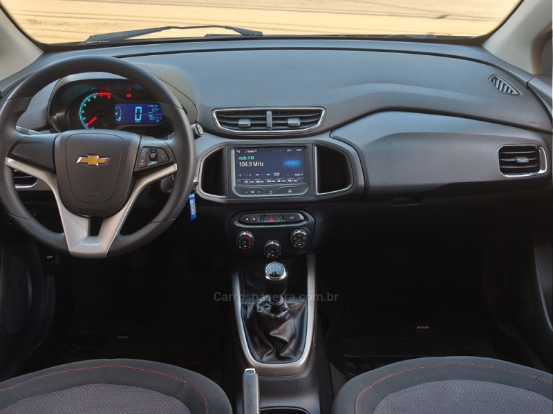 ONIX 1.4 MPFI LTZ 8V FLEX 4P MANUAL - 2016 - SERAFINA CORRêA