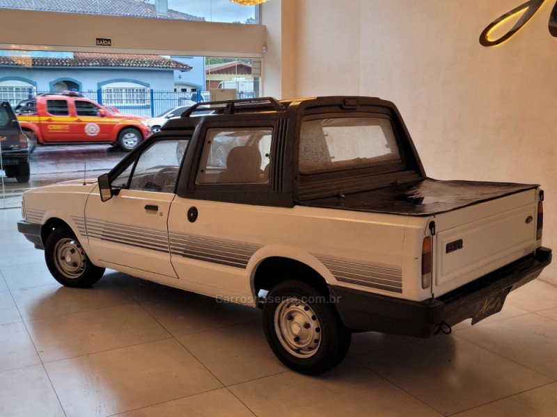 PAMPA 1.8 L CS 8V GASOLINA 2P MANUAL - 1992 - CANELA