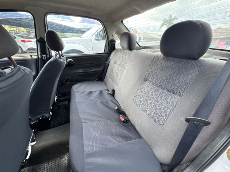 CLASSIC 1.0 MPFI LIFE 8V GASOLINA 4P MANUAL - 2008 - IGREJINHA