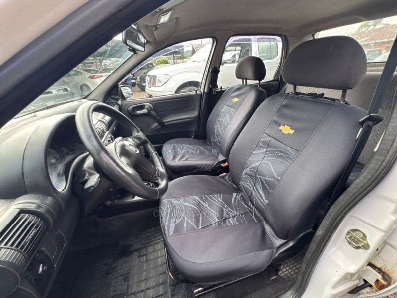 CLASSIC 1.0 MPFI LIFE 8V GASOLINA 4P MANUAL - 2008 - IGREJINHA