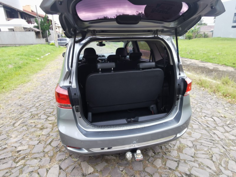 SPIN 1.8 PREMIER 8V FLEX 4P AUTOMÁTICO - 2024 - SãO SEBASTIãO DO CAí