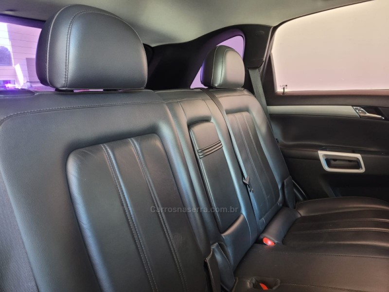 CAPTIVA 3.0 SFI AWD V6 24V GASOLINA 4P AUTOMÁTICO - 2011 - CANELA