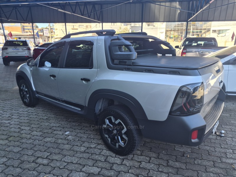 DUSTER OROCH 1.3 TCE OUTSIDER 4P FLEX AUTOMÁTICA - 2023 - CAXIAS DO SUL